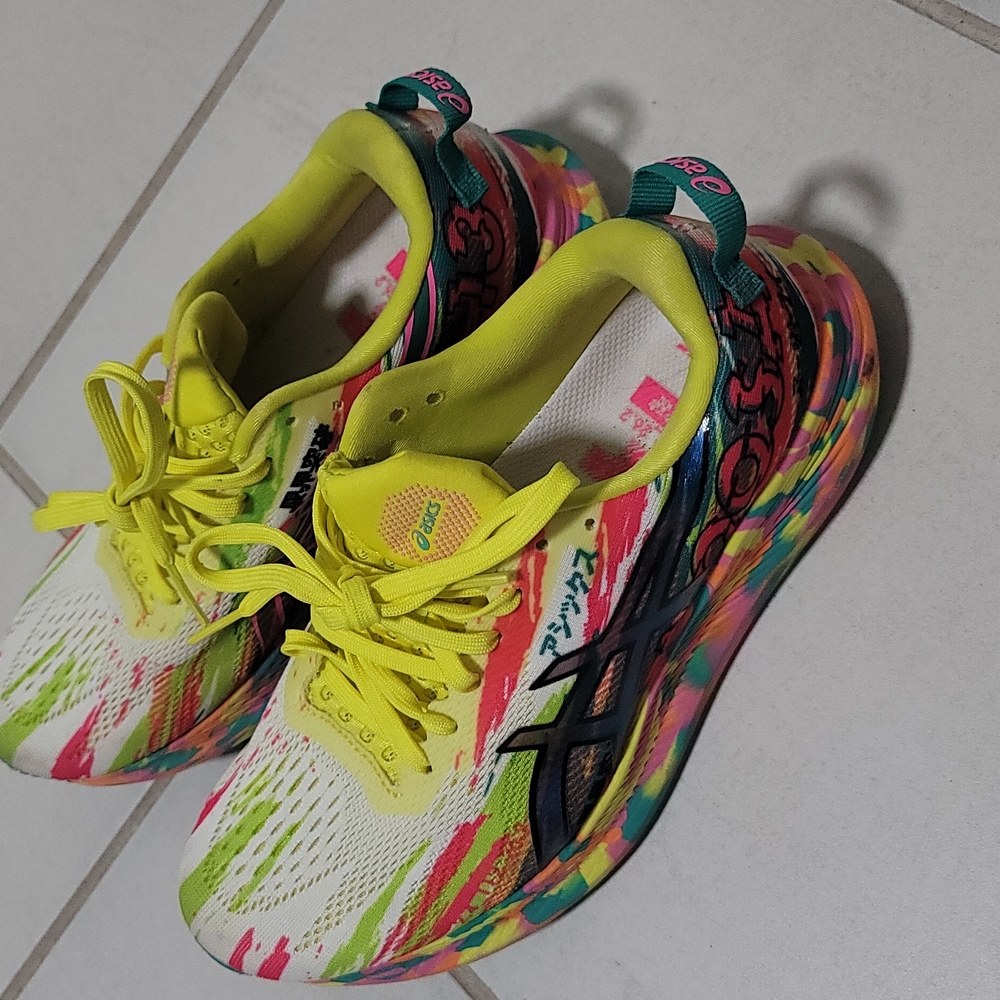 Colorful asics